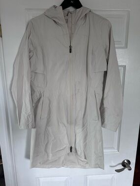 Lululemon Rain Rebel Jacket